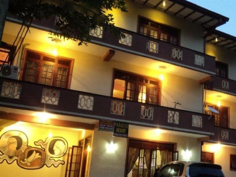 קנדי Oyo 433 Paradise Resort מראה חיצוני תמונה